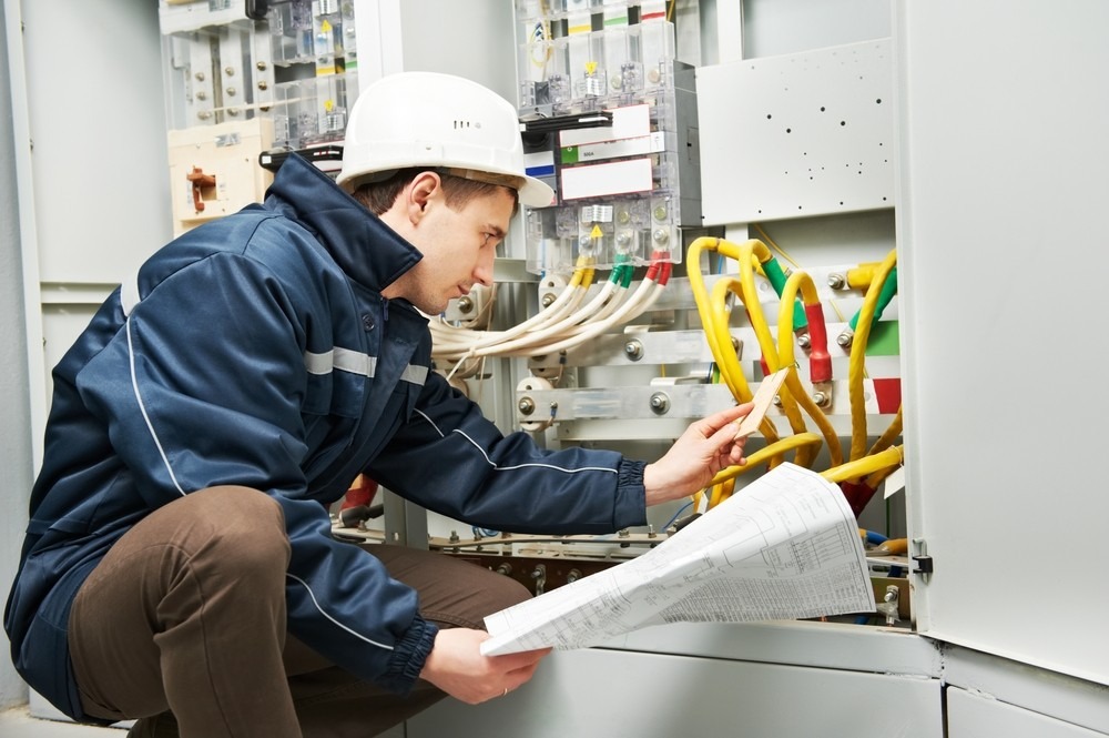Diagnosing an electrical problem.